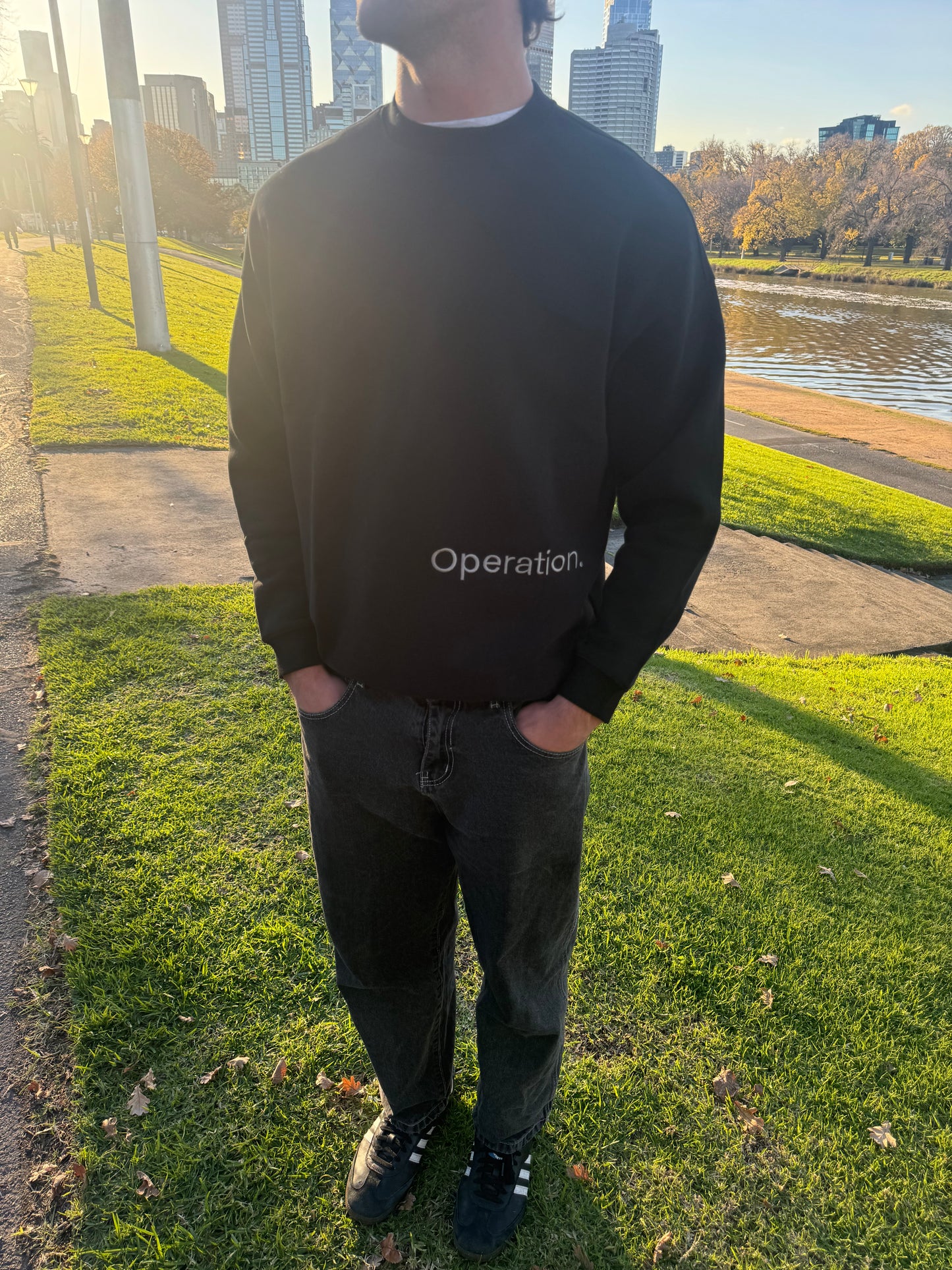 Coen Crewneck Black.