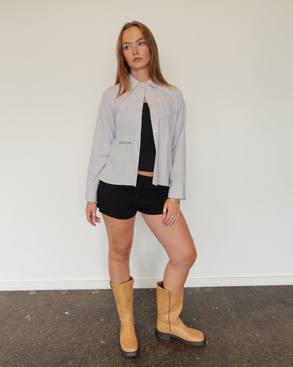 Laila Shirt Grey.