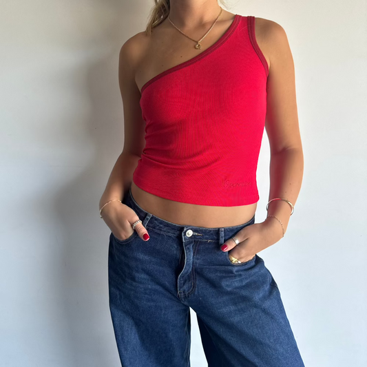 Tahlia Tank Red.