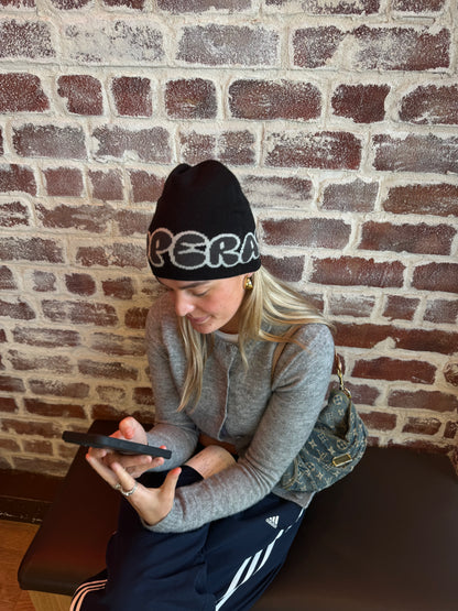 Staple Beanie Black.