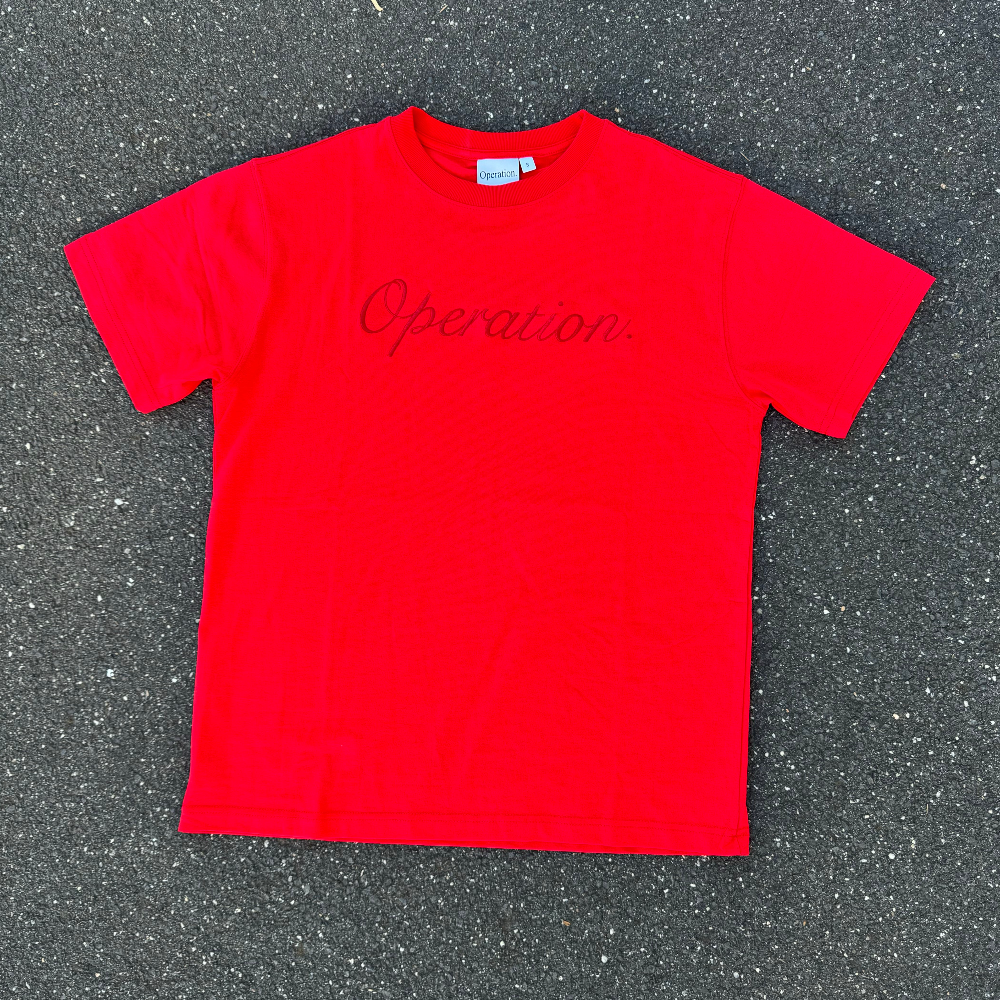 Lindy Tee.